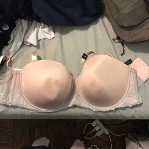 Torrid Strapless (removable straps) bra
